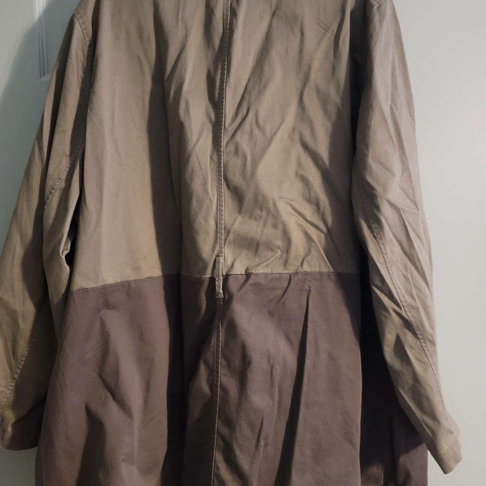 Coat - Picture 2 of 3